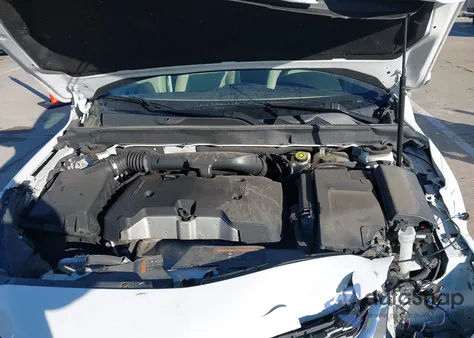 2015 Chevrolet Malibu 1Lt из США, поврежденный, VIN 1G11C5SL4FF249755